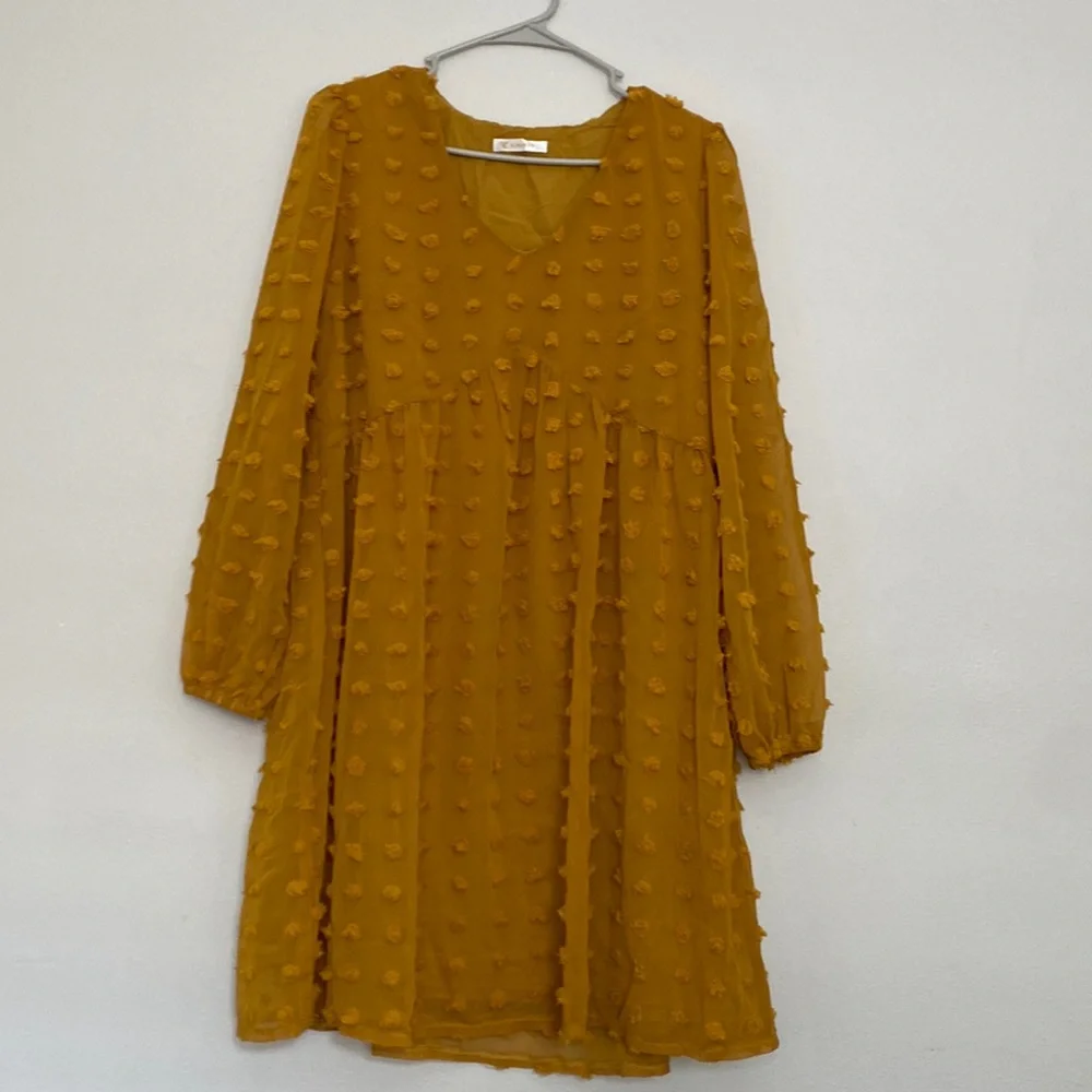 Spring dress - Picture 1 of 2
